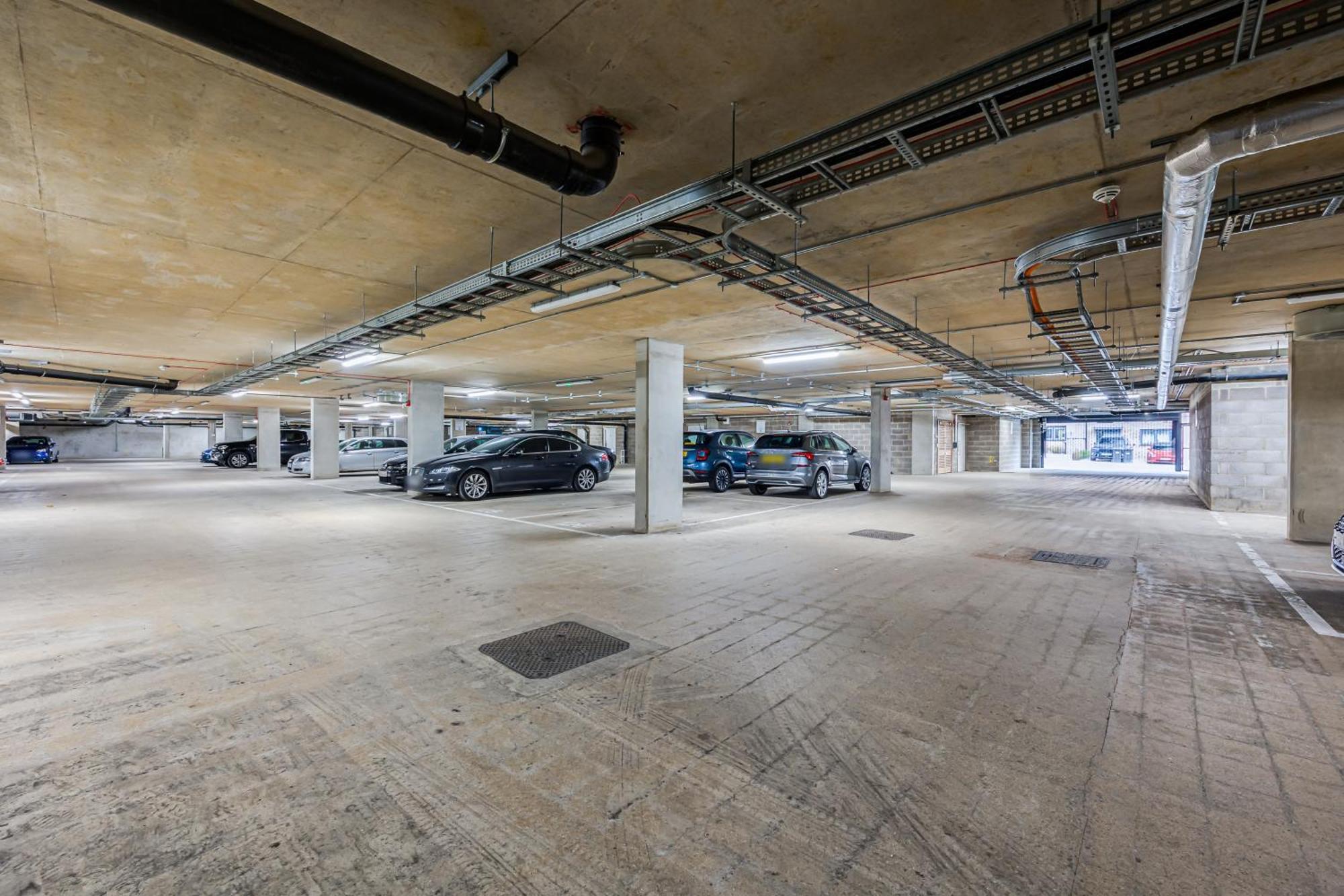 Penthouse Apartment - City Centre - Secure Parking, Balcony, Self-Check-In, Fast Wifi And Smart Tv With Netflix By Yoko Property Milton Keynes Luaran gambar